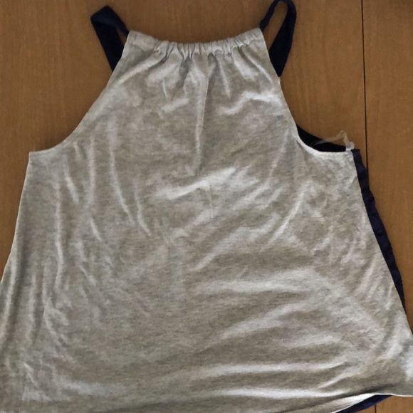 Bundle two tank tops navy and gray, green, white, gray. - Picture 2 of 6